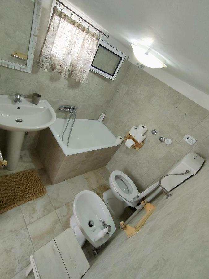 Terrazza Alma Bianca Apartment ออสตูนี ภายนอก รูปภาพ
